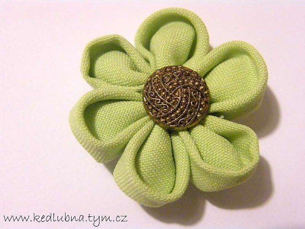 KANZASHI